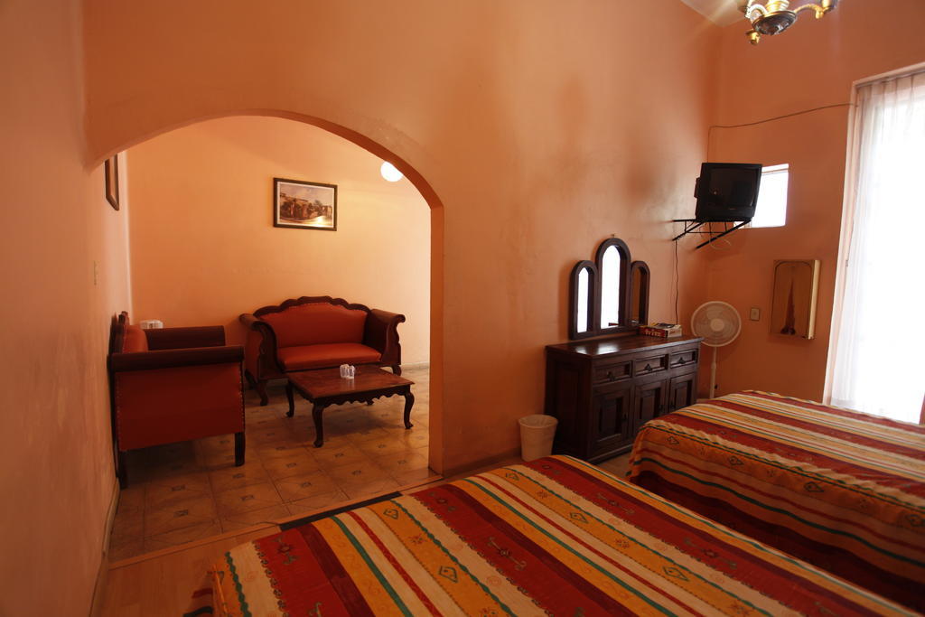 Hotel Imperial Puebla Bagian luar foto