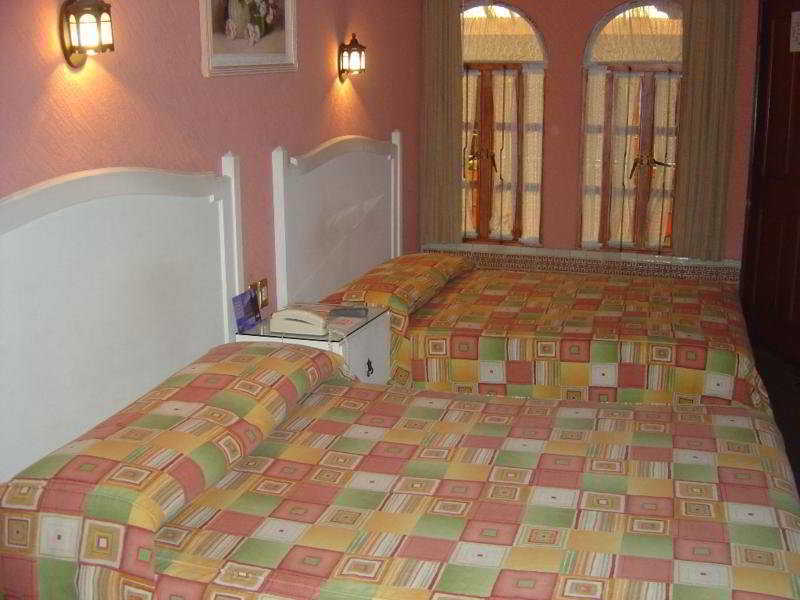 Hotel Imperial Puebla Bagian luar foto